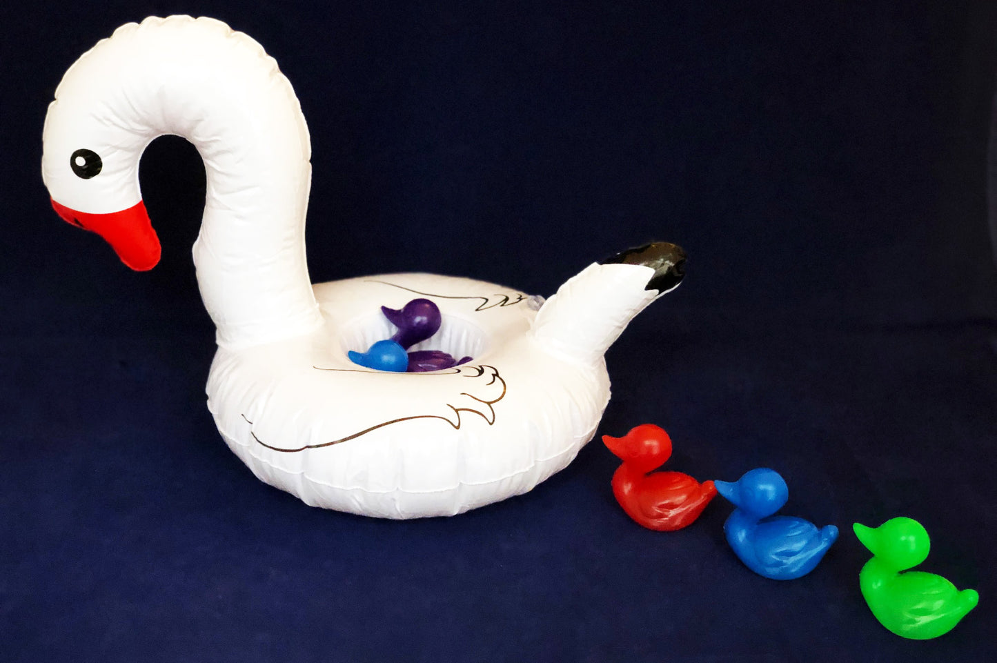 Inflatable swan toy and babies