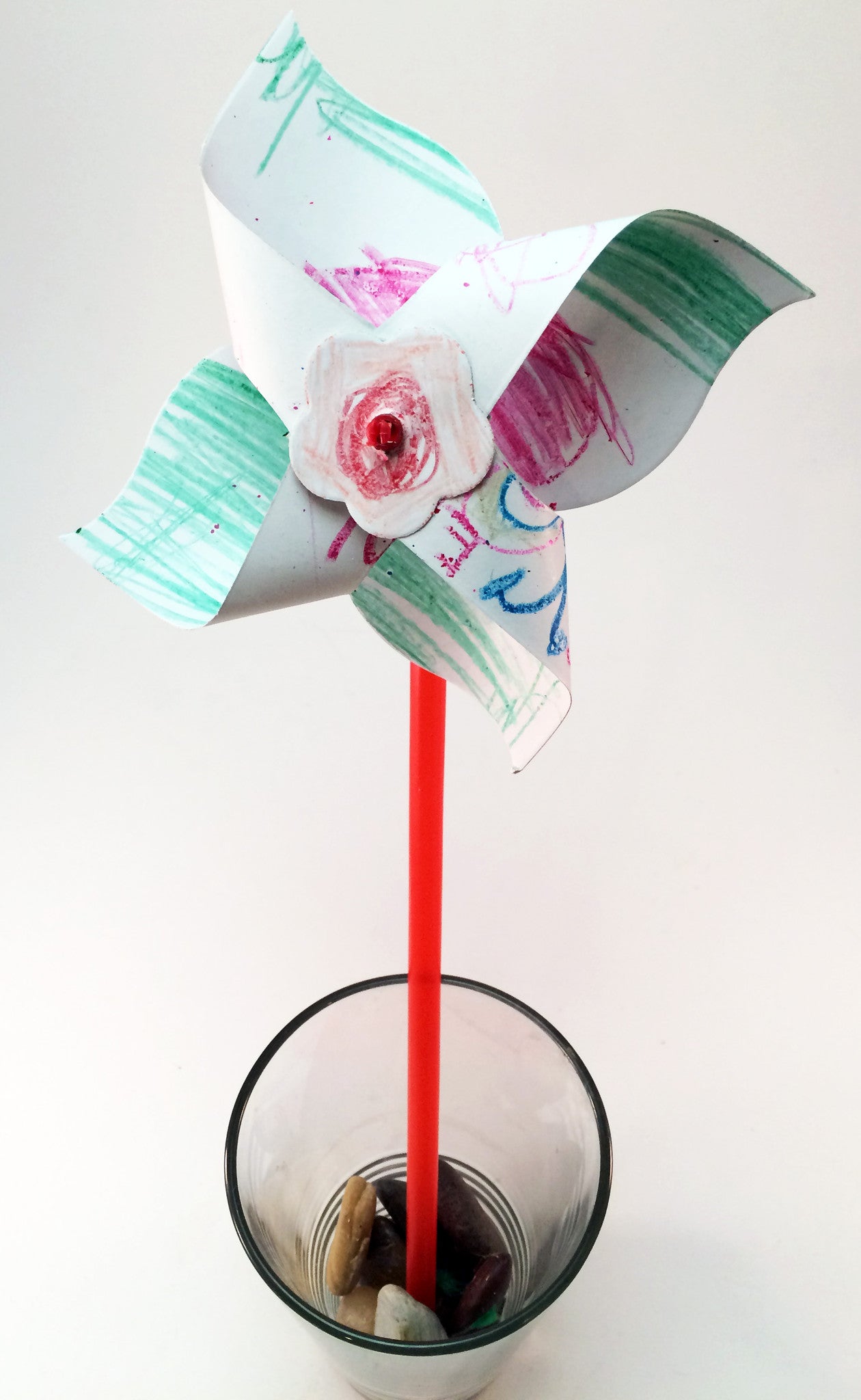 Construct your own Pinwheel, science, art, and engineering activity, to go along with May's Ivy Kids kit featuring the book The Wind Blew by Pat Hutchins. 